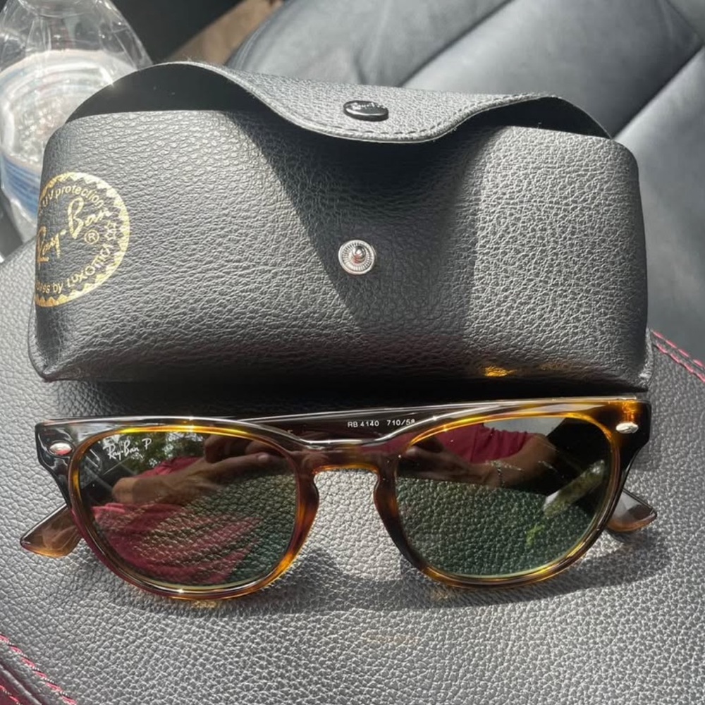 NEW Ray-Ban Polarized Tortoise Sunglasses